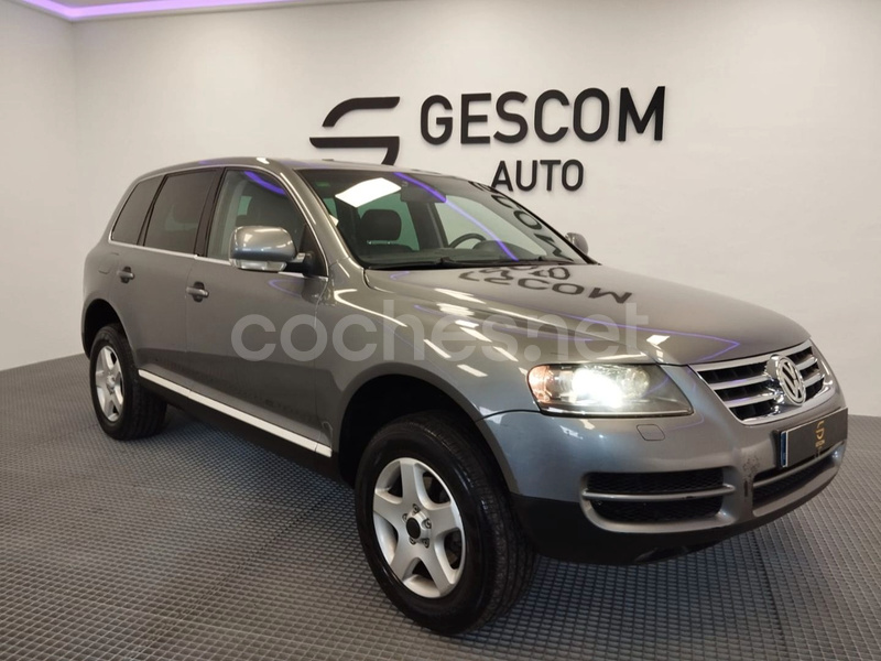 VOLKSWAGEN Touareg R5 TDI Tiptronic