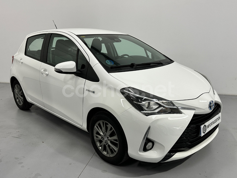 TOYOTA Yaris 1.5 Hybrid Active