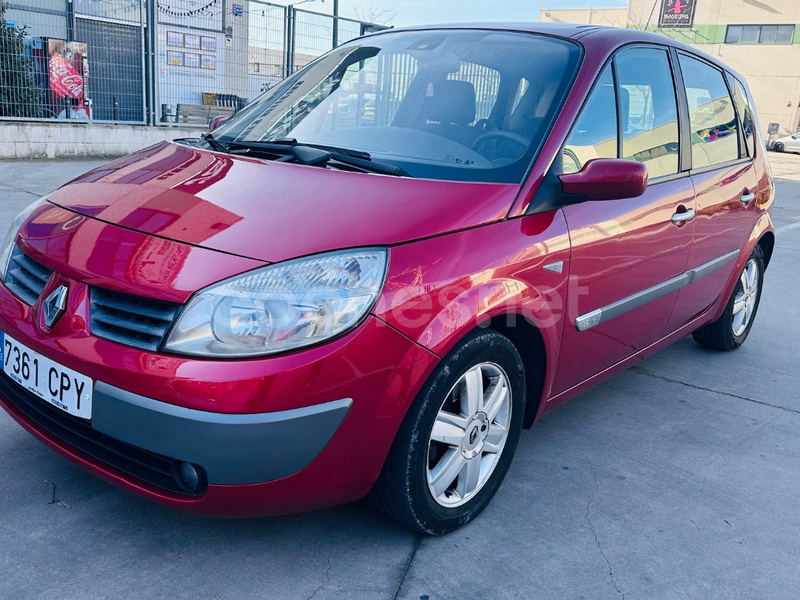 RENAULT Scénic CONFORT DYNAMIQUE 1.6 16V