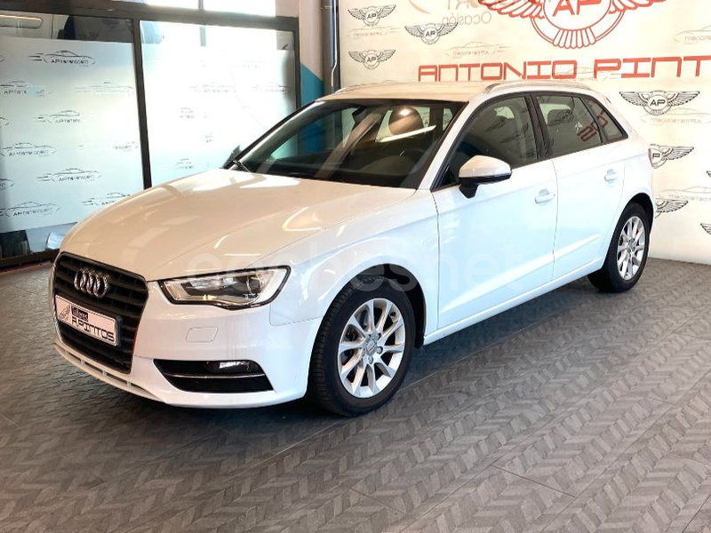 AUDI A3 1.6 TDI S tronic Sportback