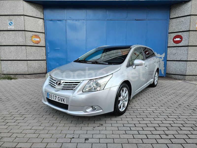 TOYOTA Avensis 1.8 VVTi Advance Cross Sport