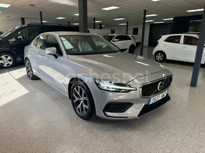 VOLVO S60 B4G FWD Core Auto
