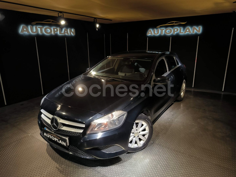 MERCEDES-BENZ Clase A A 180 d Style