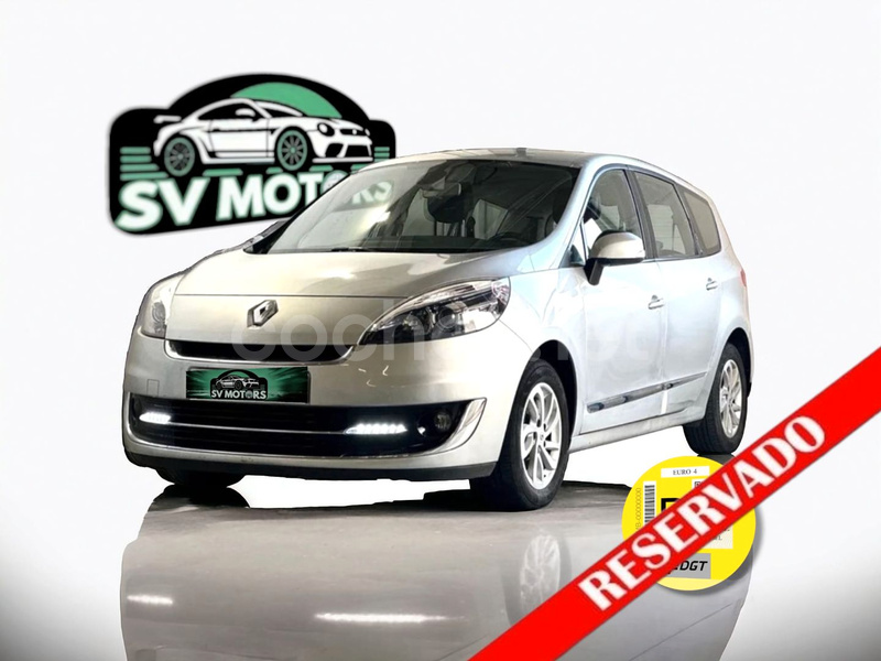 RENAULT Grand Scénic Dynamique dCi 110 auto EDC 7 plazas