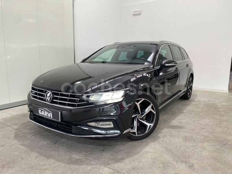 VOLKSWAGEN Passat Variant RLine 2.0 TDI DSG