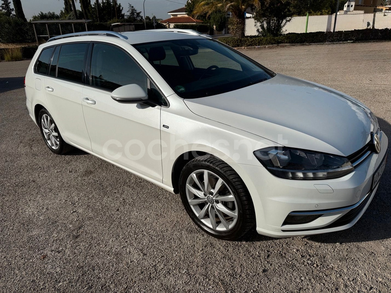 VOLKSWAGEN Golf Advance 1.4 TSI DSG Variant