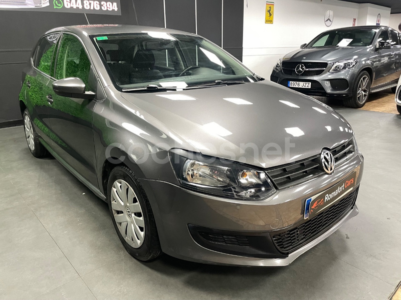 VOLKSWAGEN Polo 1.4 Advance