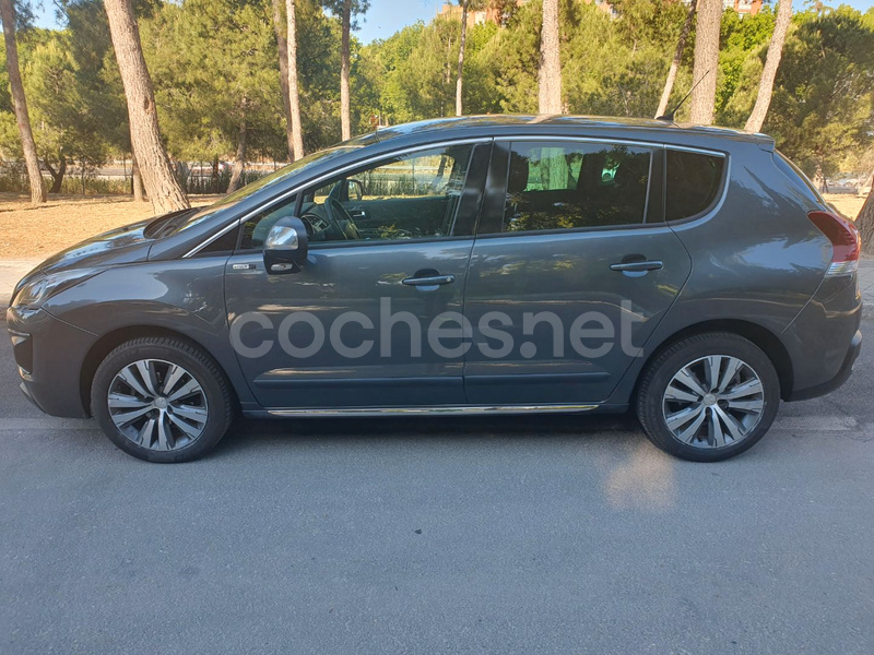 PEUGEOT 3008 Style 1.6 BlueHDI 120 FAP