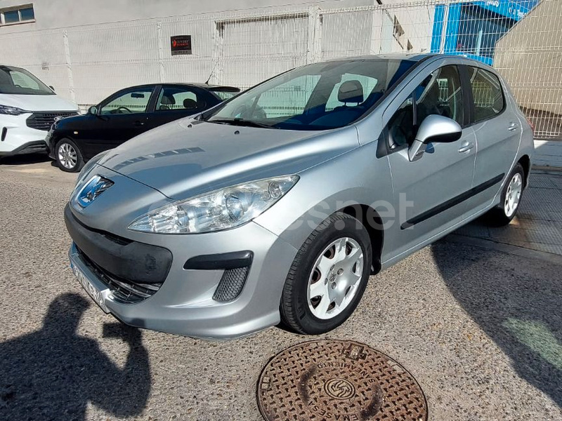 PEUGEOT 308 Premium 1.6 VTi 120