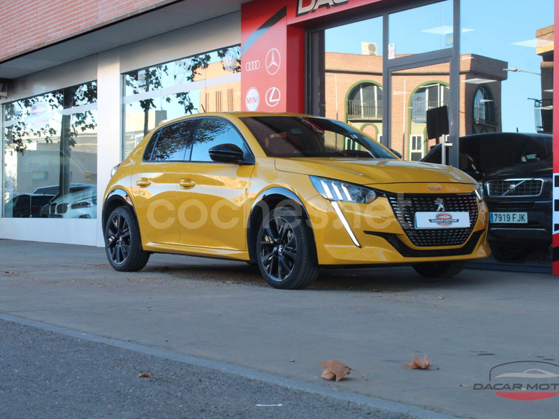 PEUGEOT 208 BlueHDi GT