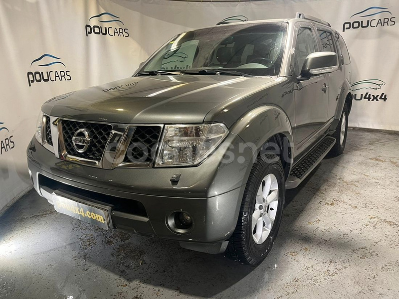 NISSAN Pathfinder 2.5 dCi SE 7 plazas