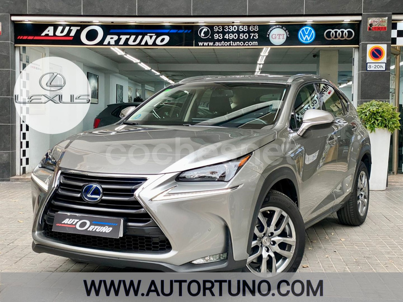 LEXUS NX 2.5 300h Executive 4WD Navibox