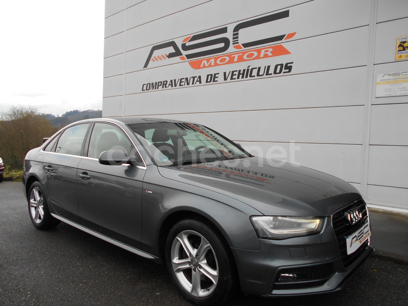 AUDI A4 2.0 TDI S line edition