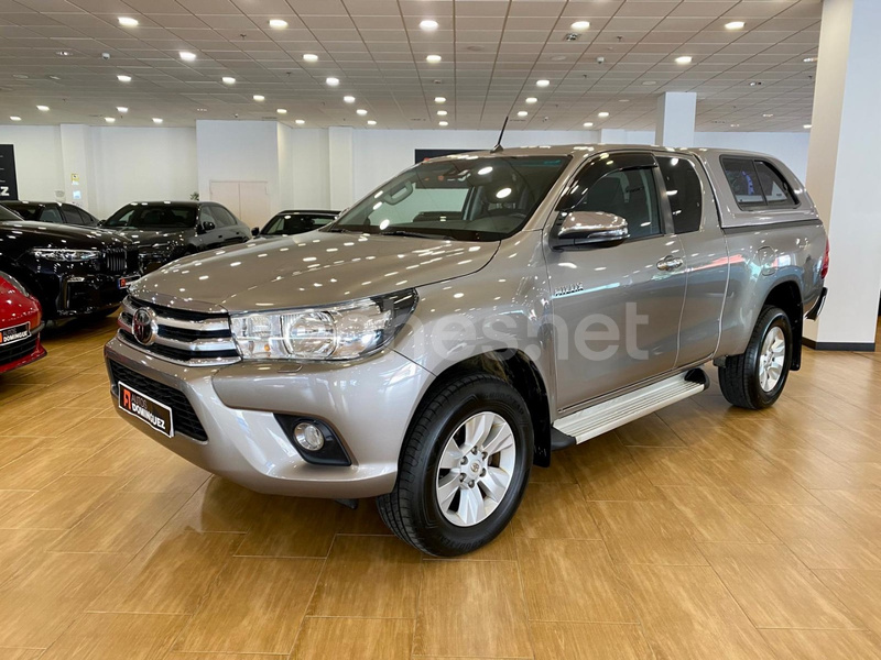 TOYOTA Hilux 2.4 D4D Cabina Doble Limited