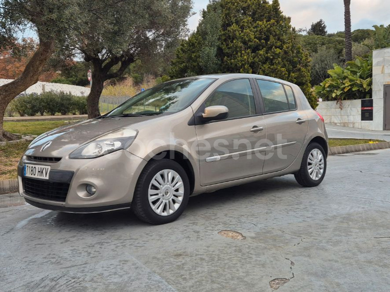 RENAULT Clio Dynamique dCi 90 eco2