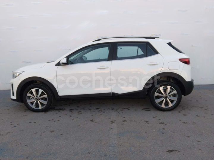 KIA Stonic 1.0 TGDi MHEV MT Drive