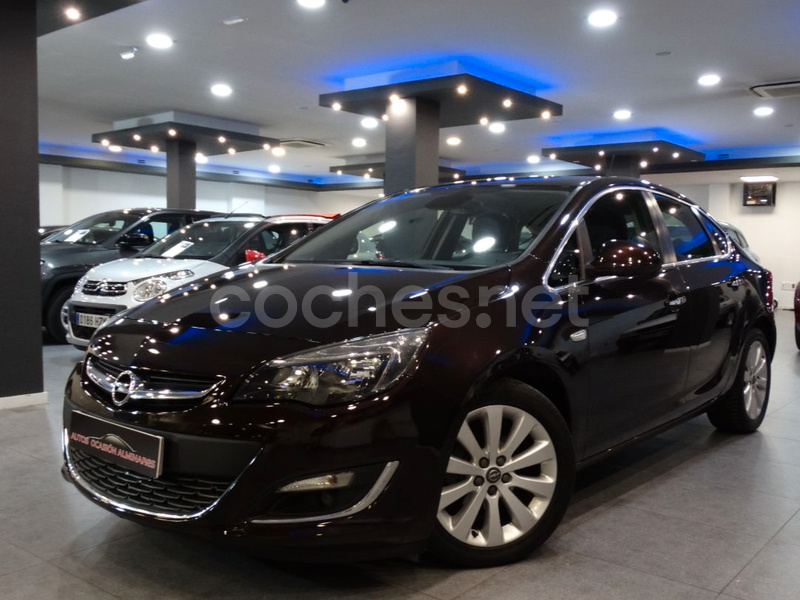 OPEL Astra 1.4 Turbo Excellence Auto