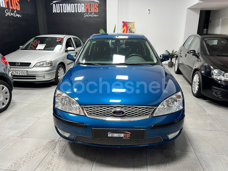 FORD Mondeo 2.0i 16v Ghia