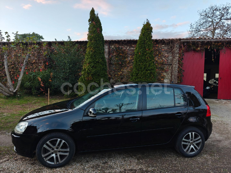 VOLKSWAGEN Golf 1.9 TDI Sportline