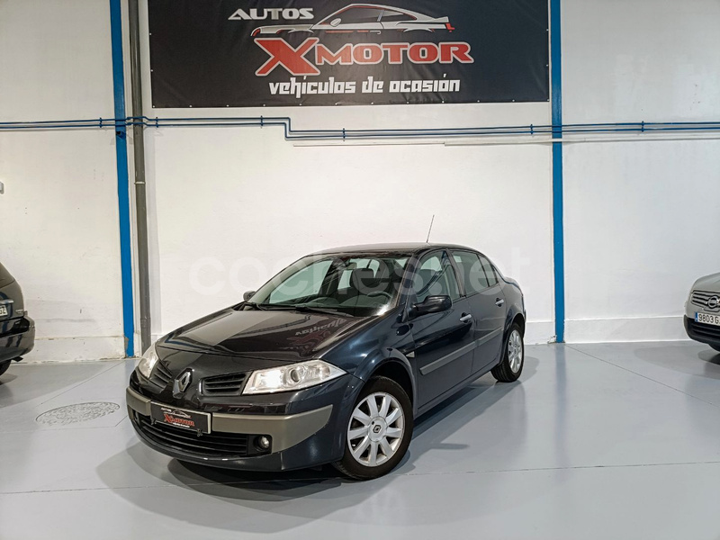 RENAULT Mégane Sedan Dynamique 1.6 16v