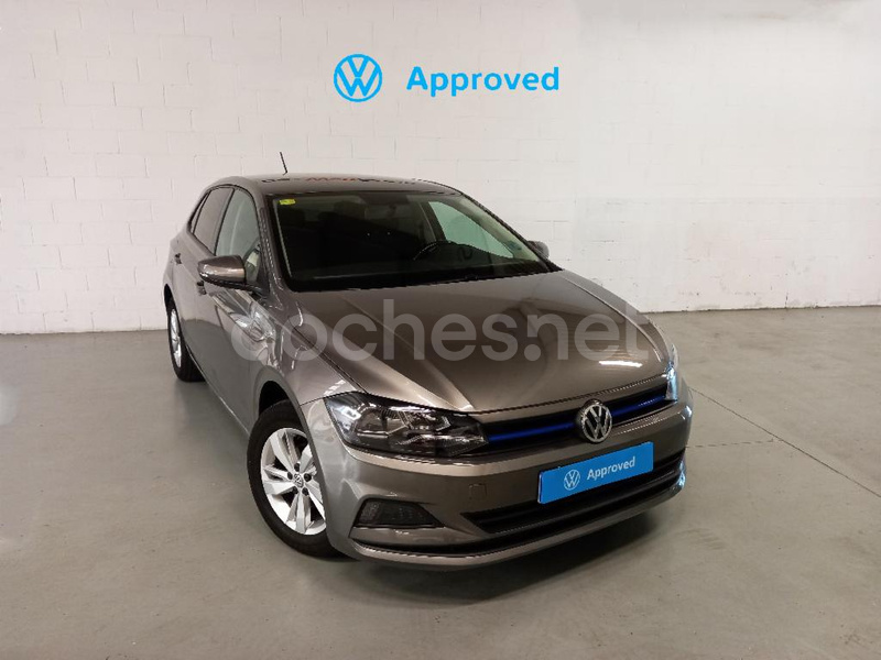 VOLKSWAGEN Polo Advance 1.0