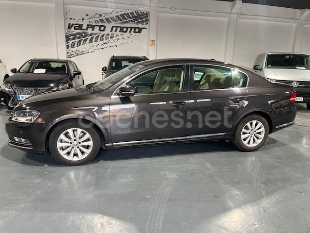 VOLKSWAGEN Passat 2.0 TDI 140 DSG Advance BlueMotion Tech