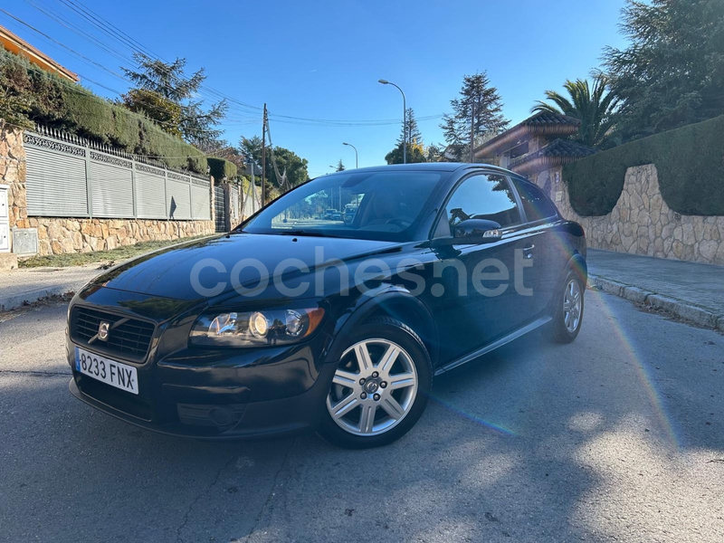 VOLVO C30 2.0D Momentum