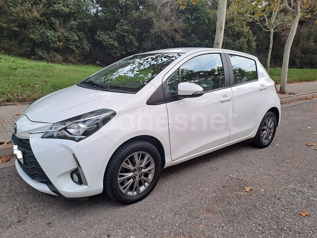 TOYOTA Yaris 1.5 110 Active