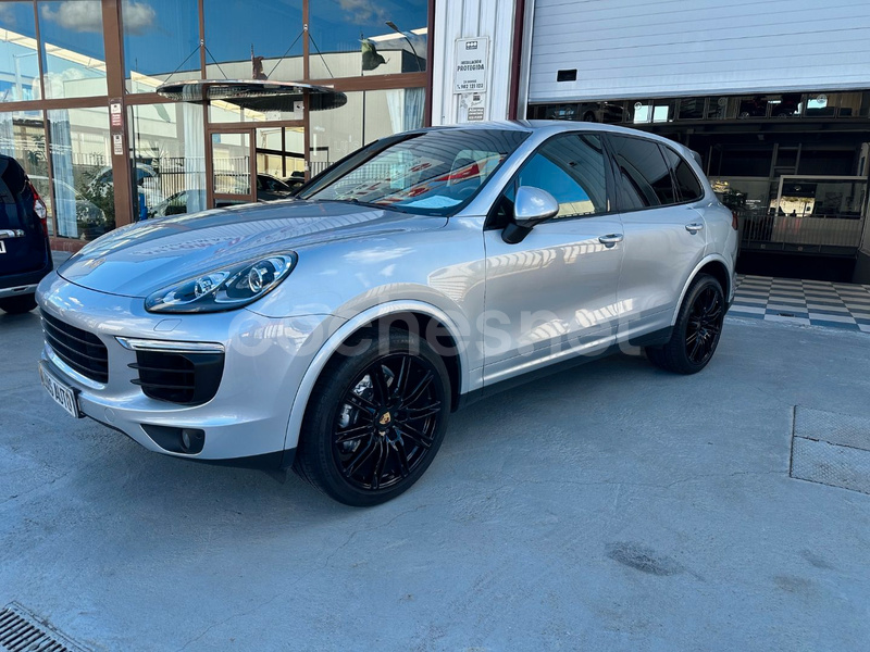 PORSCHE Cayenne Diesel Platinum Edition