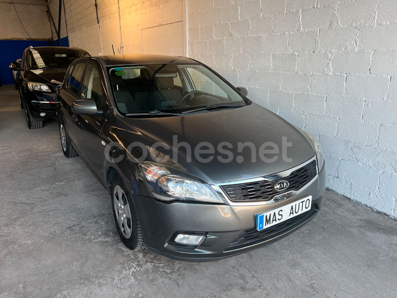 KIA cee'd 1.4 CVVT Drive