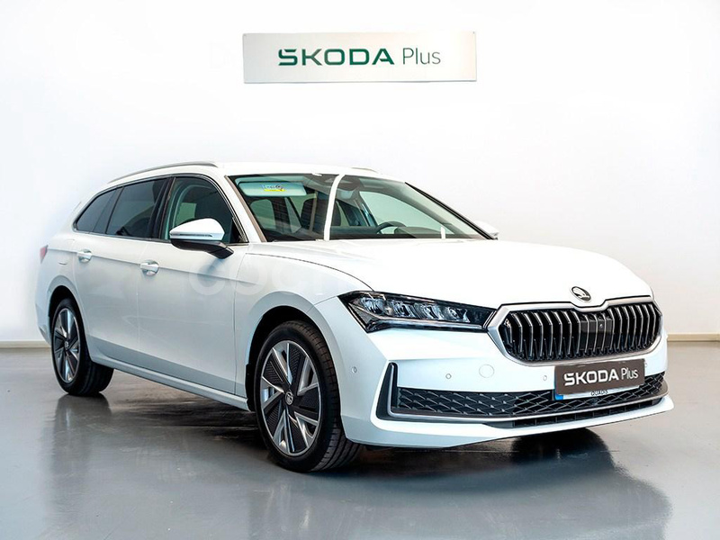 SKODA Superb Combi 1.5 TSI mHEV DSG Selection