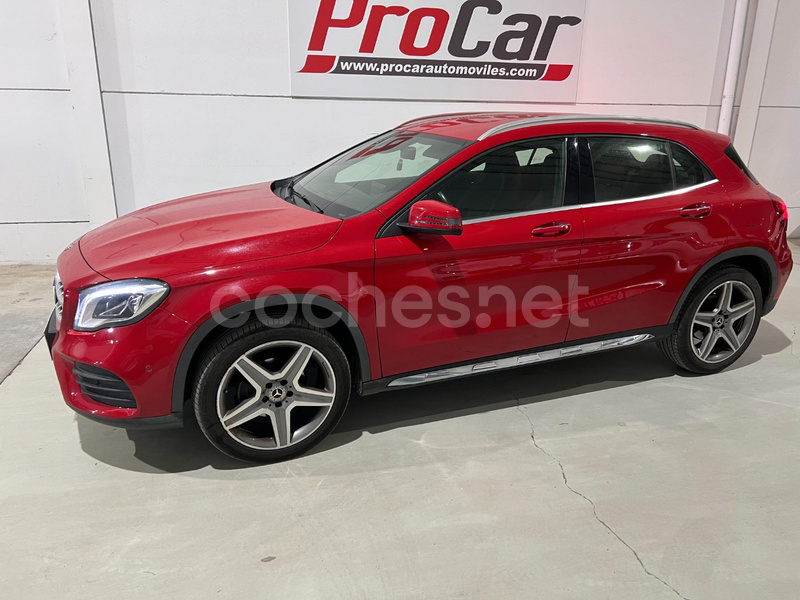 MERCEDES-BENZ Clase GLA GLA 200 d AMG Line