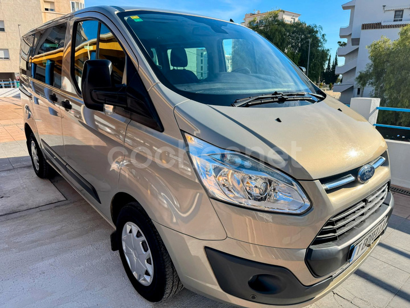 FORD Tourneo Custom 2.2 TDCI 300 L1 Titanium