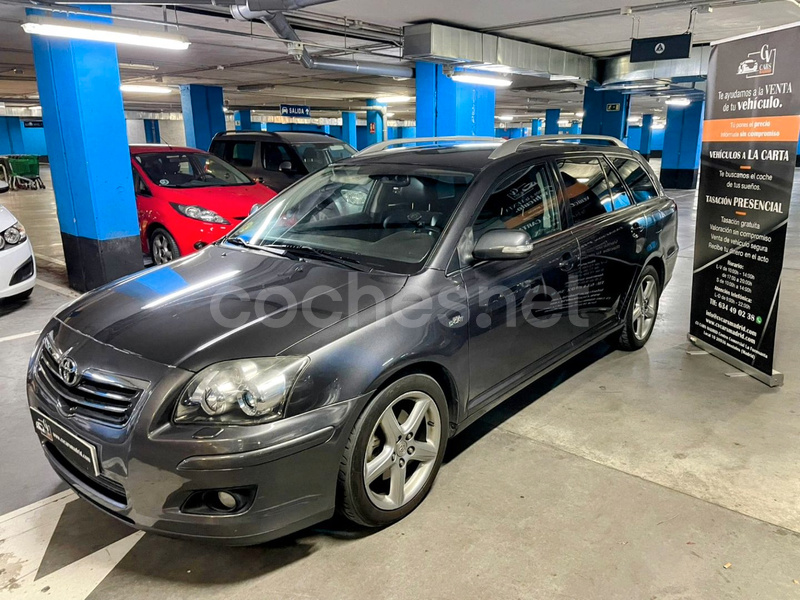 TOYOTA Avensis 2.2 D4D Clean Power Executive Wagon