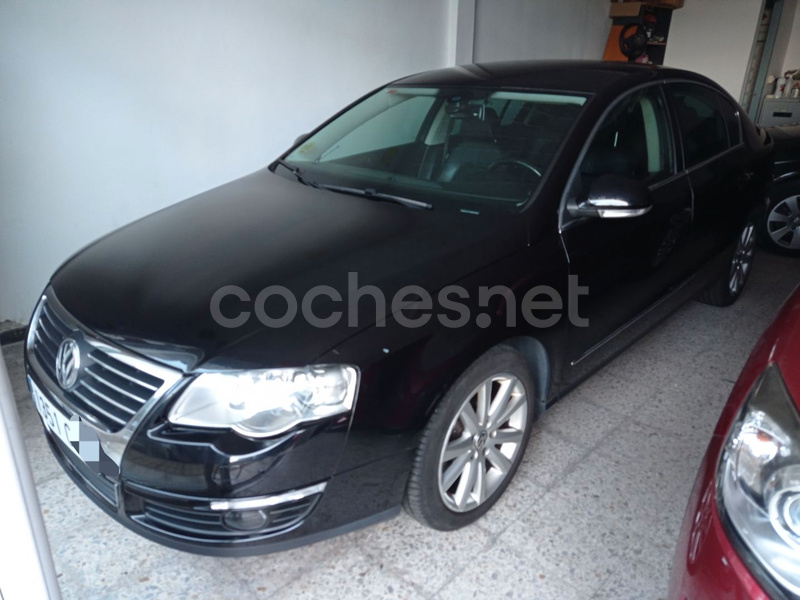 VOLKSWAGEN Passat 2.0 TDI DPF Highline