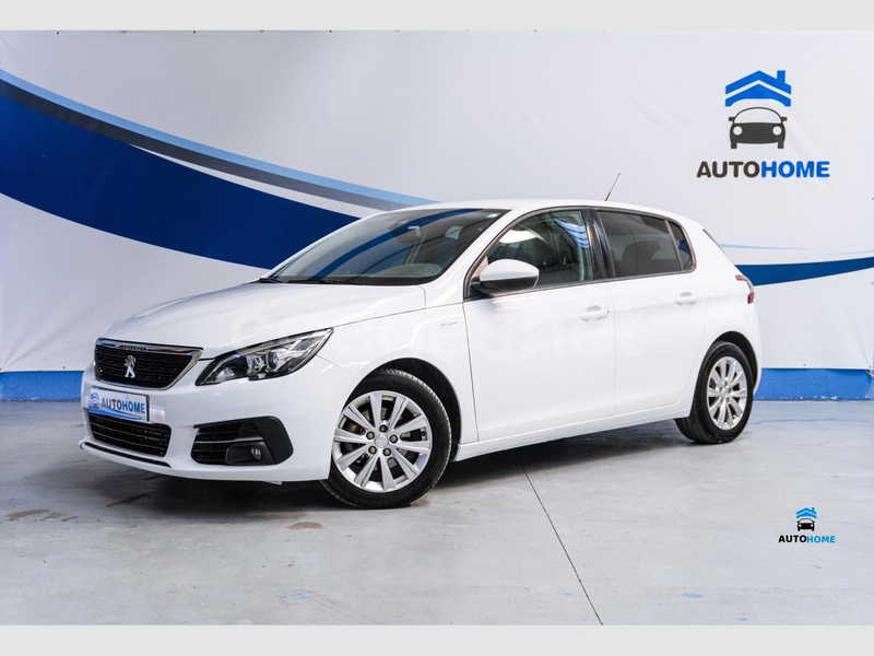 PEUGEOT 308 Style PureTech 130 SS 6 Vel. MAN