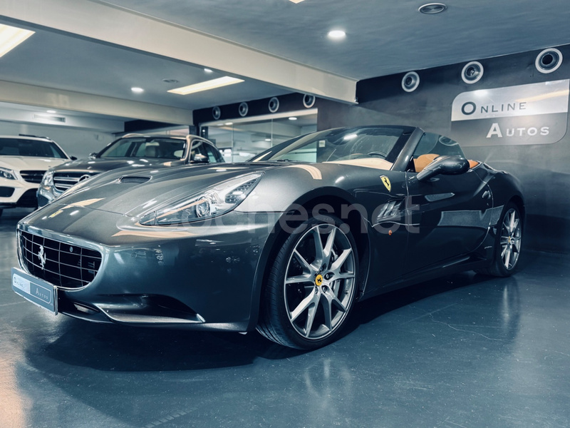 FERRARI California 4.3 V8 4 plazas