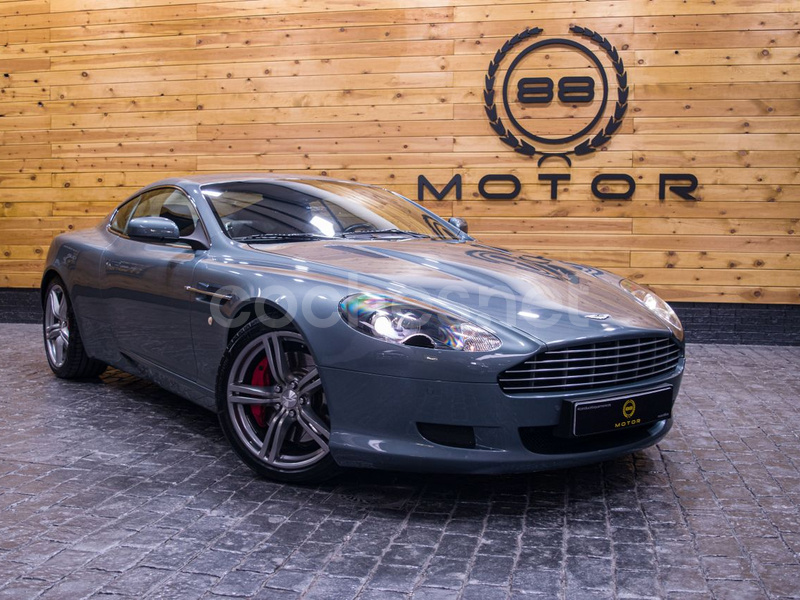 ASTON MARTIN DB9 Coupe Touchtronic 2