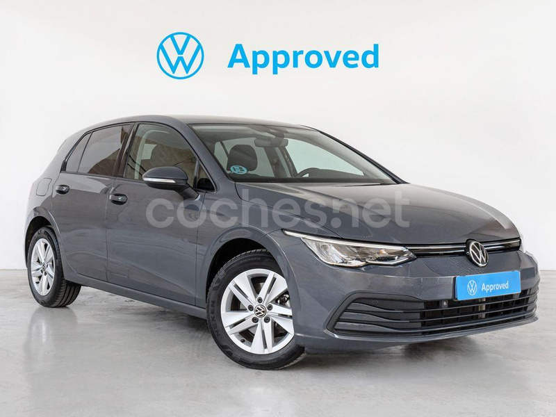 VOLKSWAGEN Golf Life 1.0 TSI