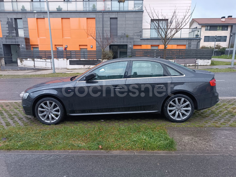 AUDI A4 2.0 TDI multitronic S line edition