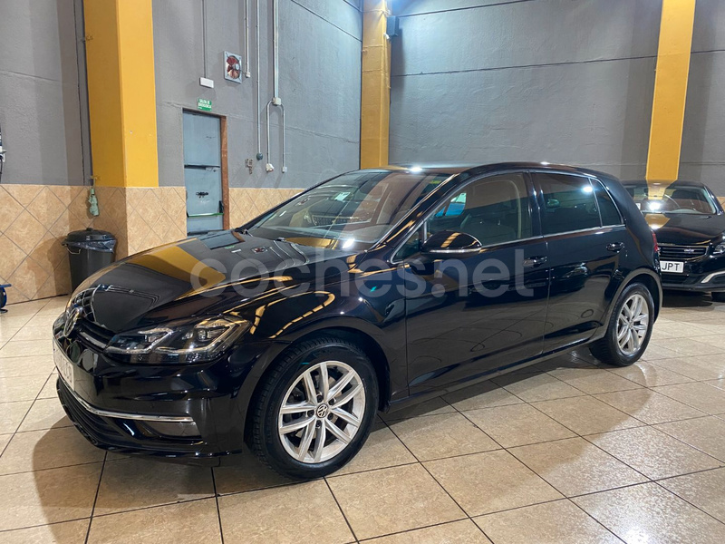 VOLKSWAGEN Golf Advance 2.0 TDI DSG