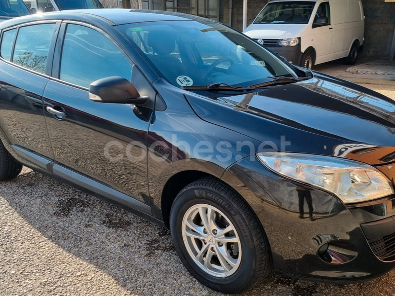 RENAULT Mégane Authentique dCi 90 eco2 E5