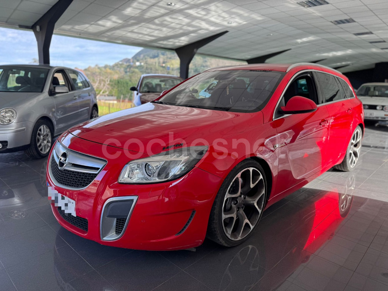 OPEL Insignia Sports Tourer 2.8 V6 Turbo OPC