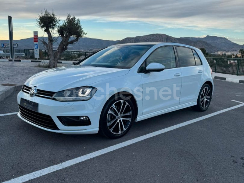 VOLKSWAGEN Golf Sport 2.0 TDI BMT DSG