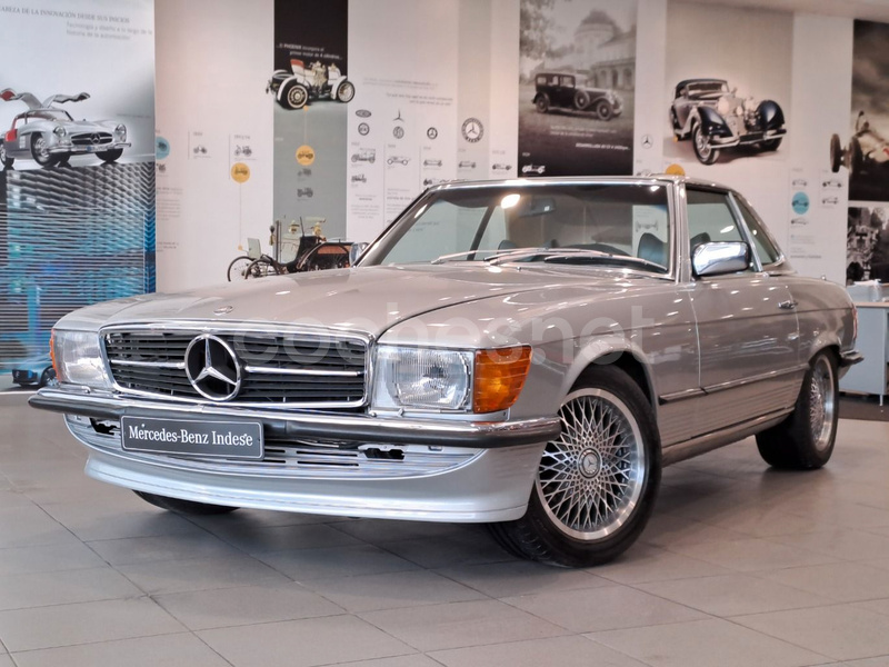 MERCEDES-BENZ