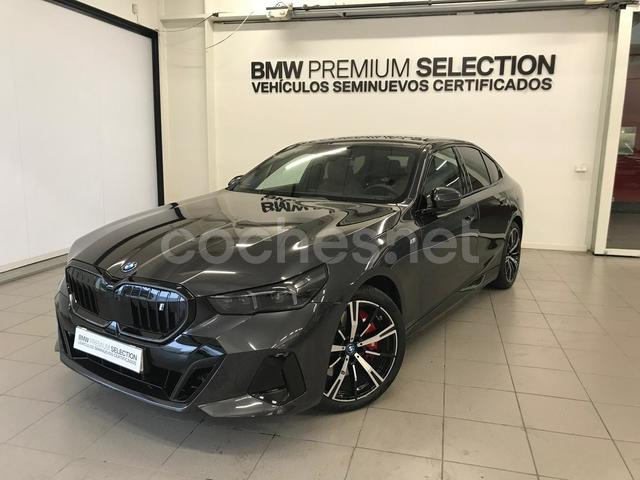 BMW i5 eDrive40