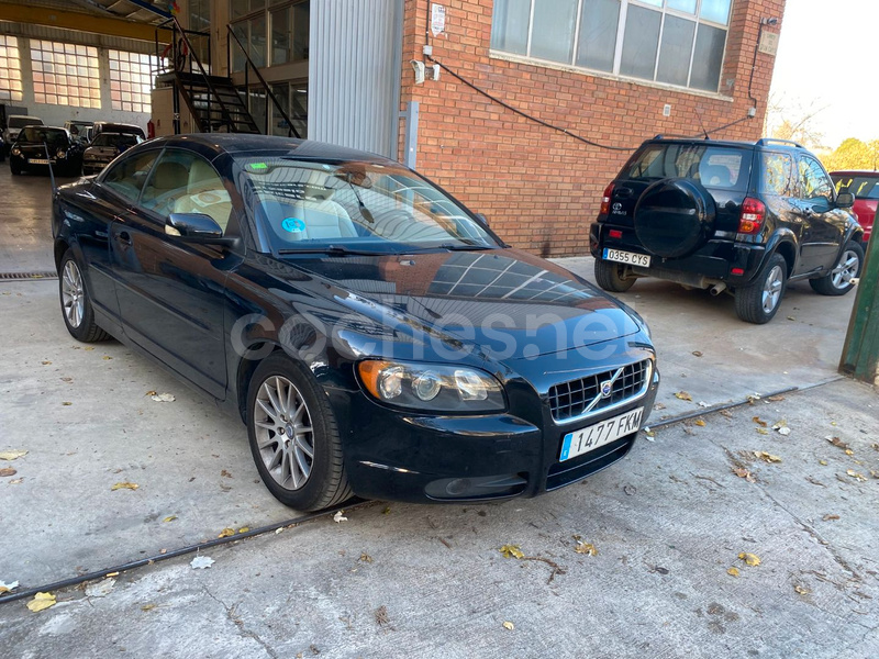 VOLVO C70 2.4 Summum