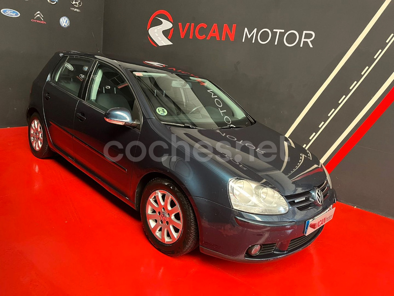 VOLKSWAGEN Golf 1.9 TDI BlueMotion Highline