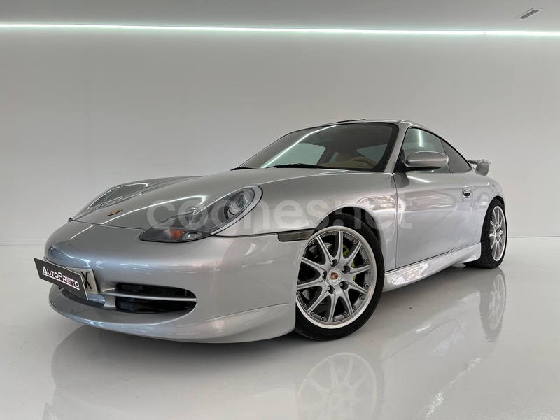 PORSCHE 911 Carrera 4 Coupe