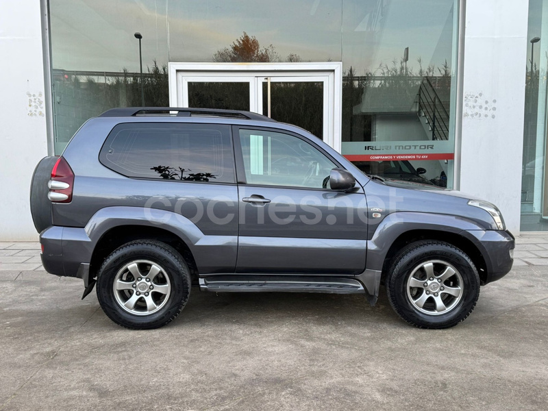 TOYOTA Land Cruiser 3.0 D4D VX